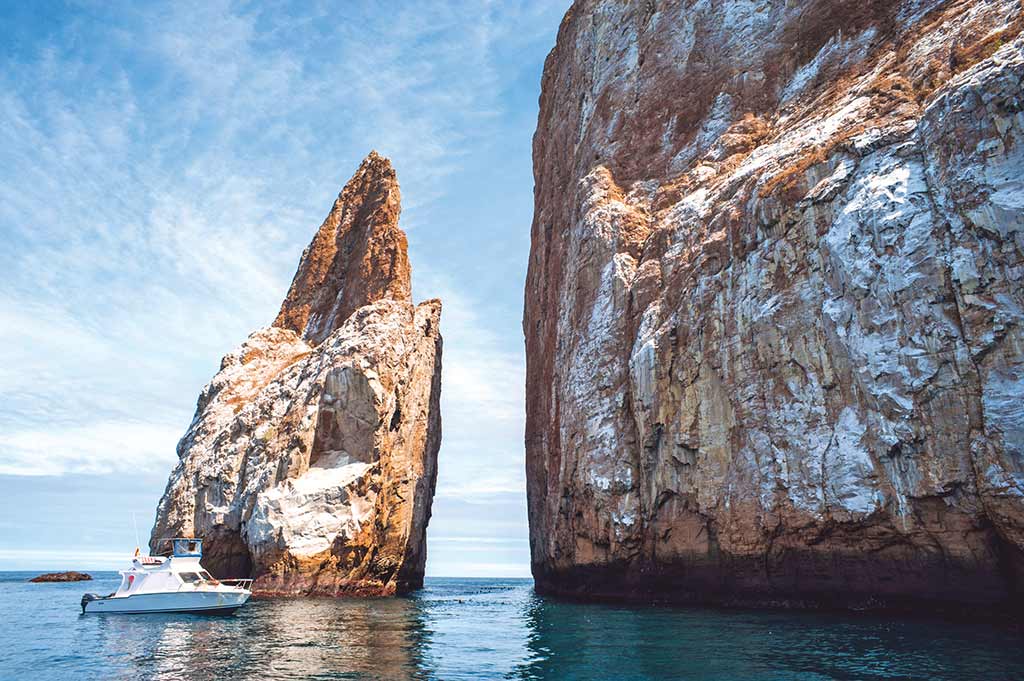 The famous Kicker Rock, also known as León Dormido. Photo © Ksneia Ragozina/123rf.