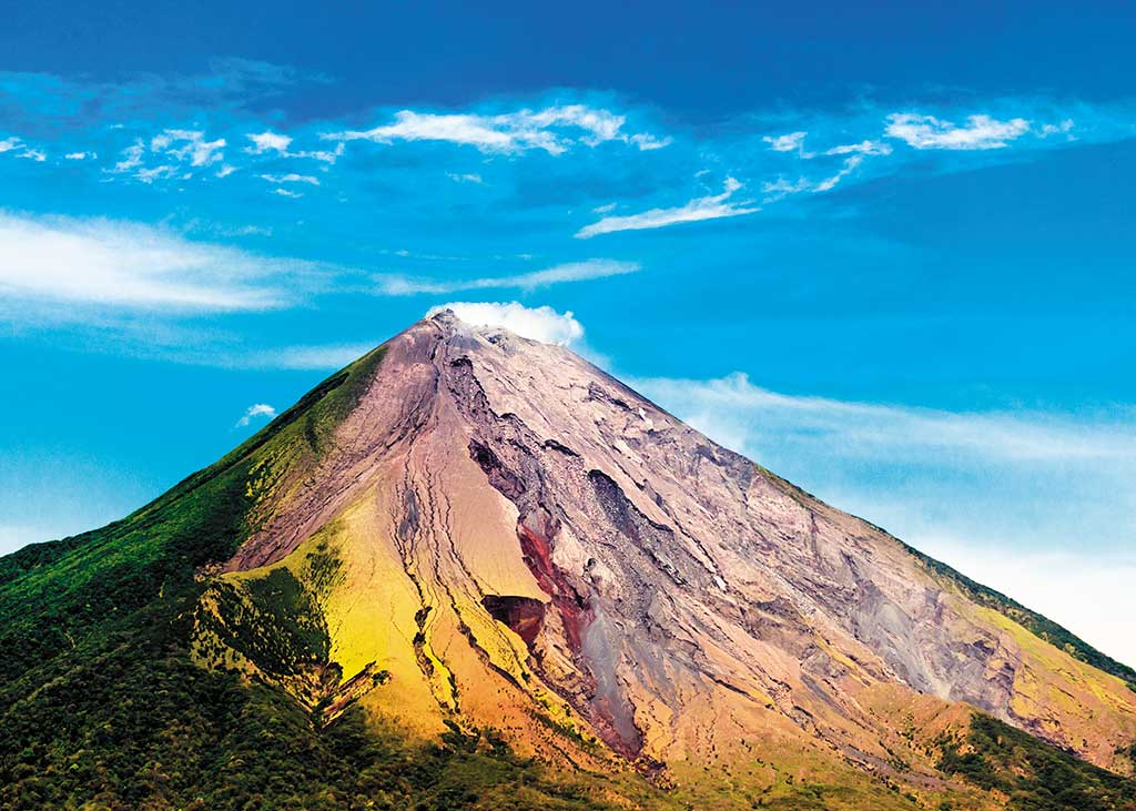 Volcán Concepción. Photo © Dreamstime.com.