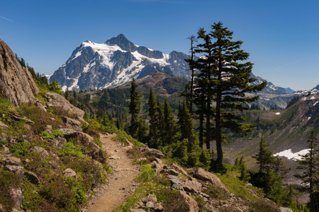 Best Hikes in Washington by Season | Moon Travel Guides